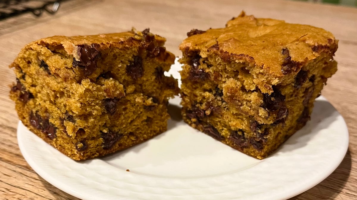 Pumpkin Chocolate Chip Bars